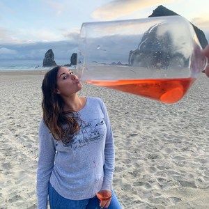 Meet your Posher, Crystal